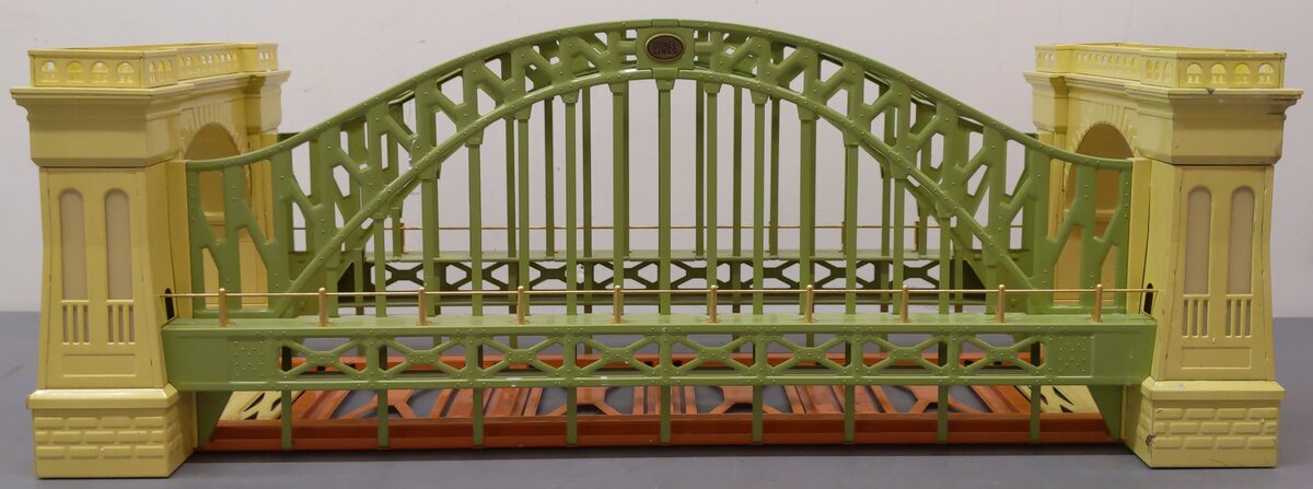 Lionel 6-32904 O Gauge Green & Cream Tinplate Hellgate Bridge #305 VG/Box