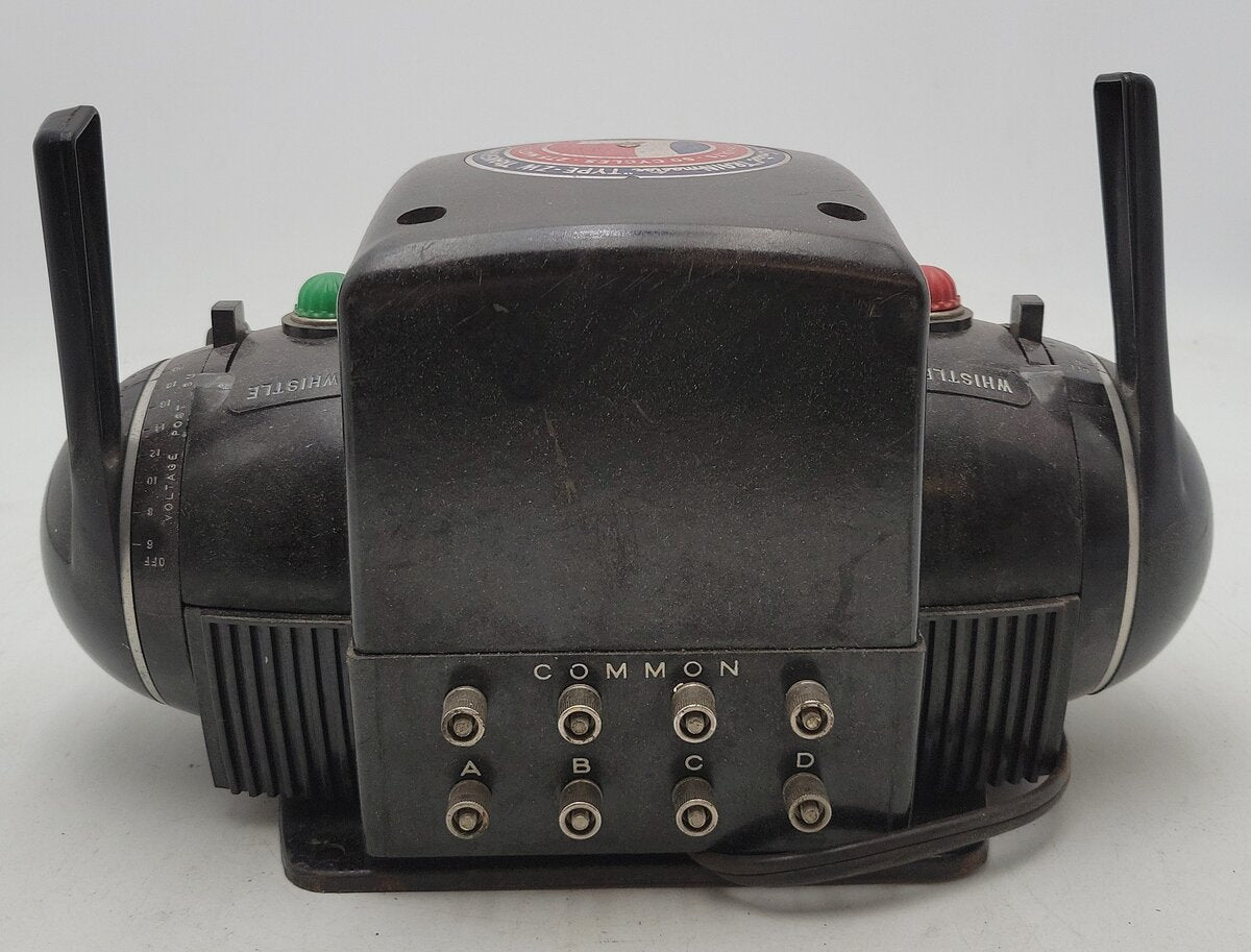Lionel ZW Vintage O Trainmaster 275 Watt Transformer with Whistle VG/Box