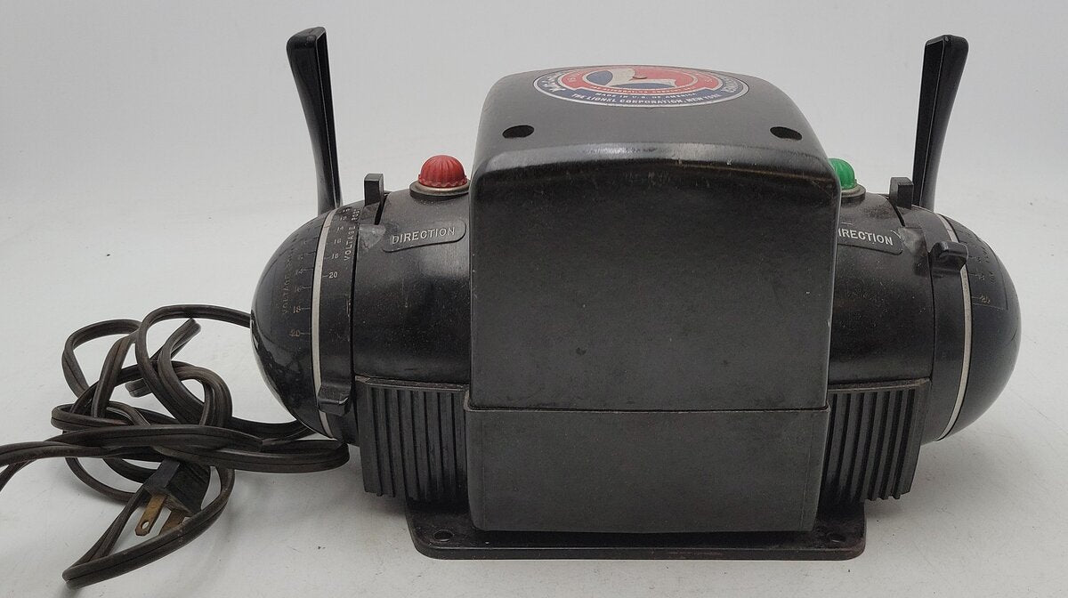 Lionel ZW Vintage O Trainmaster 275 Watt Transformer with Whistle VG/Box