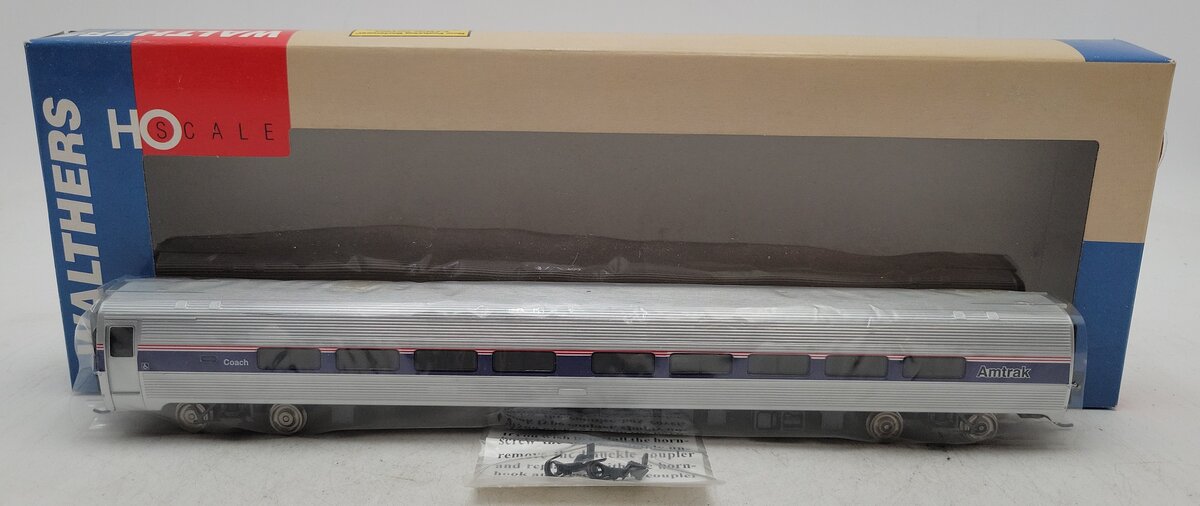 Walthers 932-6203 HO Scale Amtrak 85' Amfleet II Coach Passenger Car EX/Box