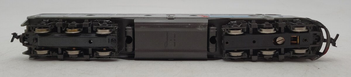 AHM 5121T HO Scale Amtrak GM E8(E9) Powered Diesel Locomotive #235 LN/Box