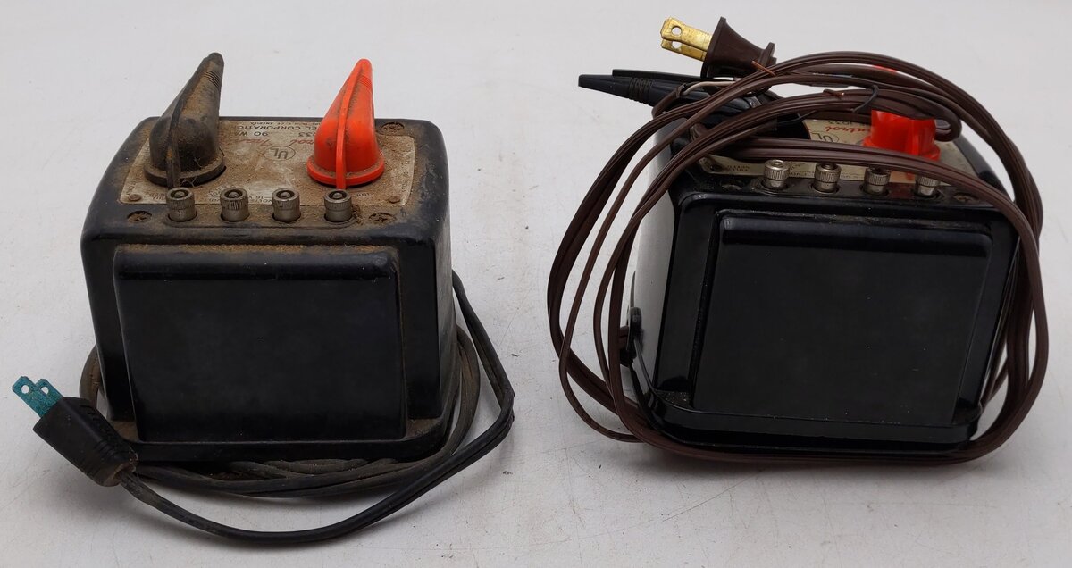 Lionel 1033 Vintage O 90 Watt Transformer w/ Whistle [2]