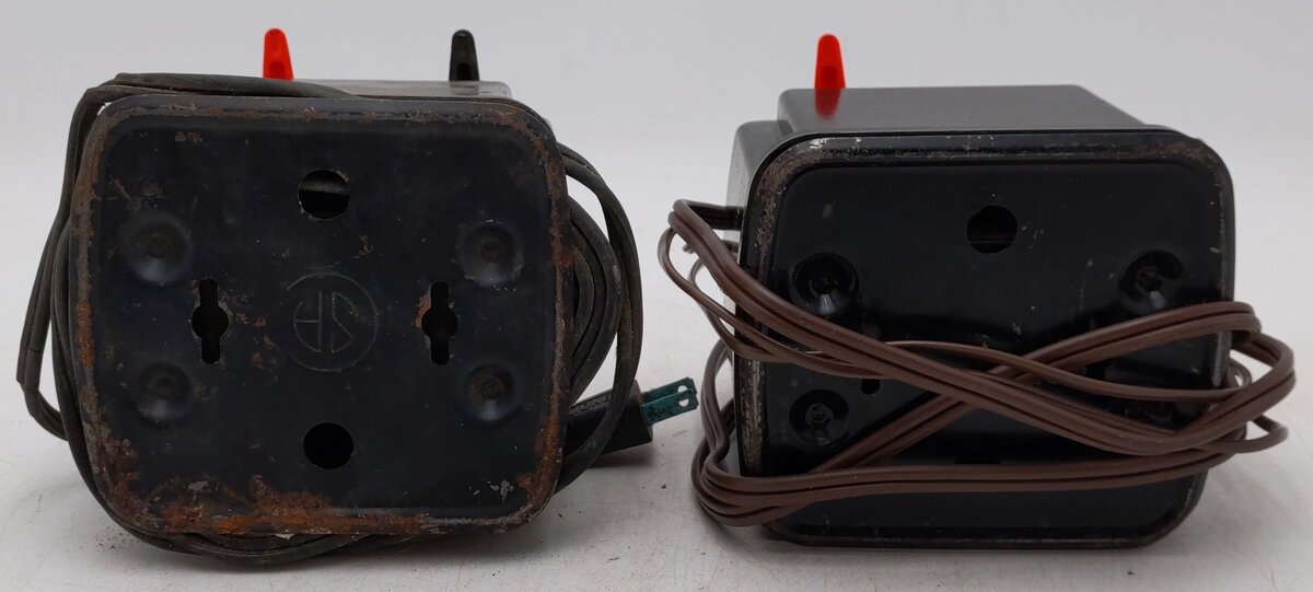 Lionel 1033 Vintage O 90 Watt Transformer w/ Whistle [2]