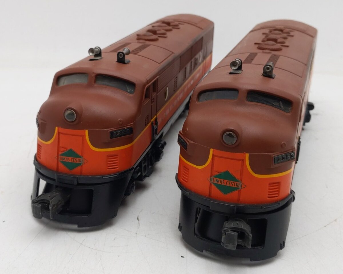 Lionel 2353 Vintage O Custom Illinois Central F-3 AA Diesel Locomotive Set #2353