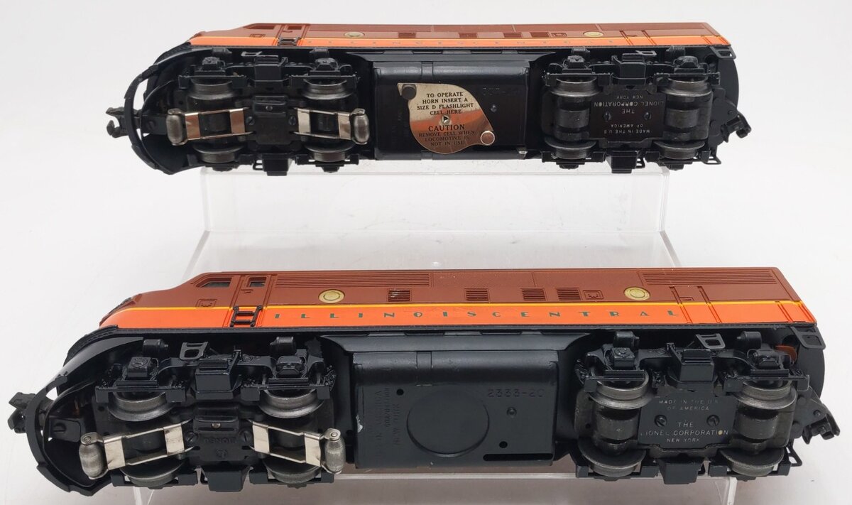 Lionel 2353 Vintage O Custom Illinois Central F-3 AA Diesel Locomotive Set #2353