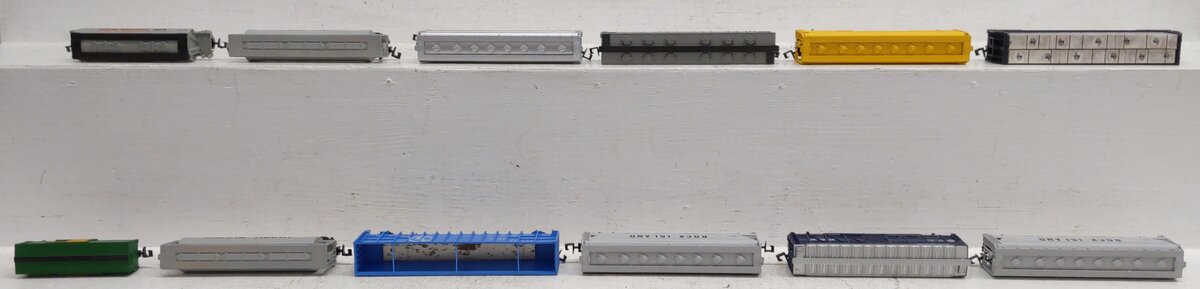 Atlas & Other N Scale Assorted Freight Cars [12] EX