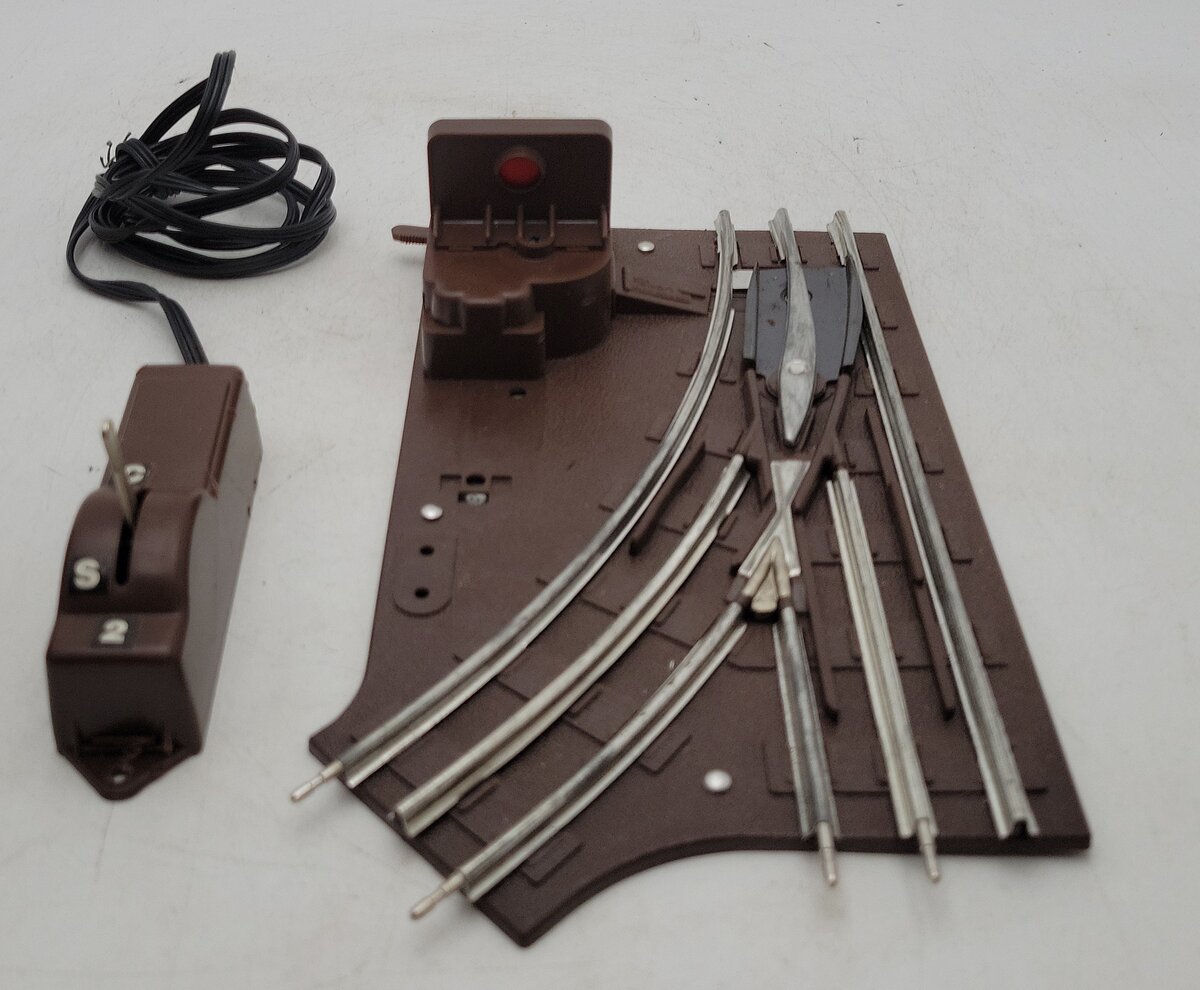Lionel 6-5022 O27 Gauge Right Hand Manual Control Switch EX/Box