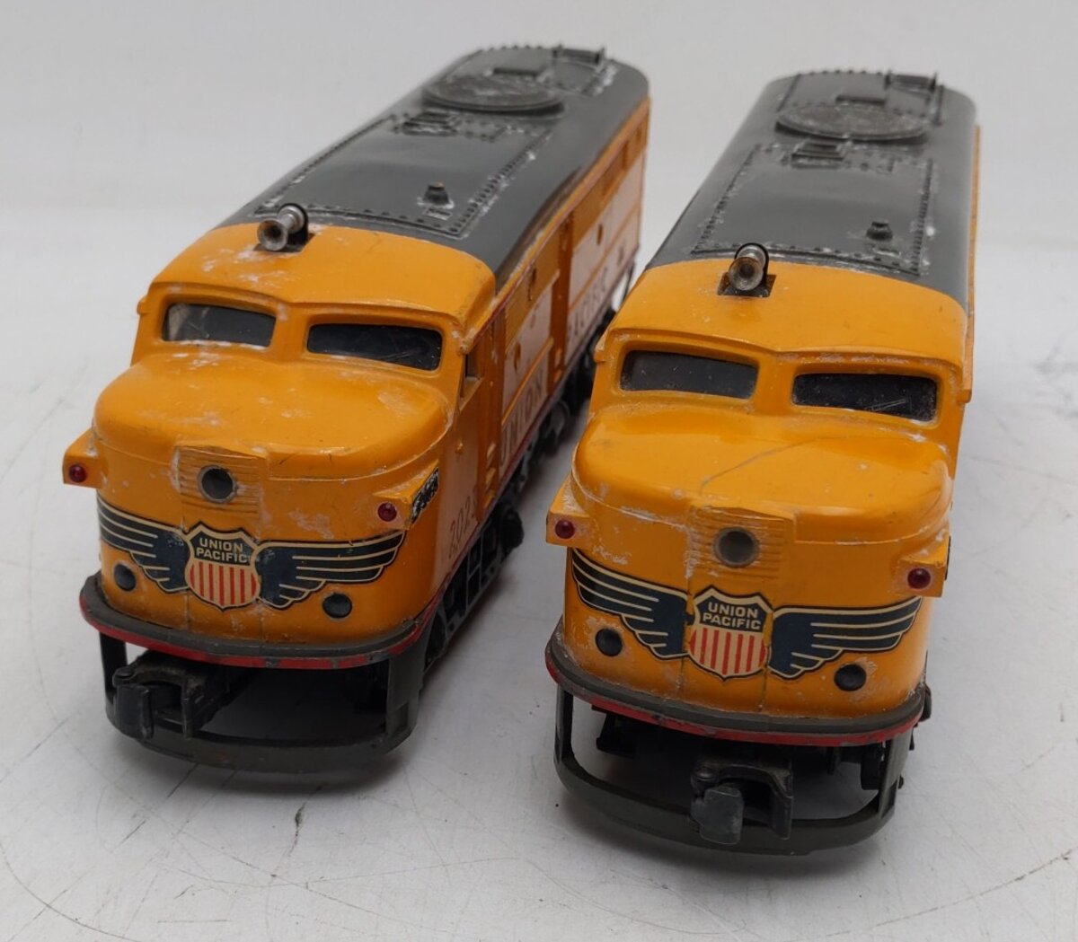 Lionel 2023 Vintage O Union Pacific Alco AA Diesel Locomotive Set VG