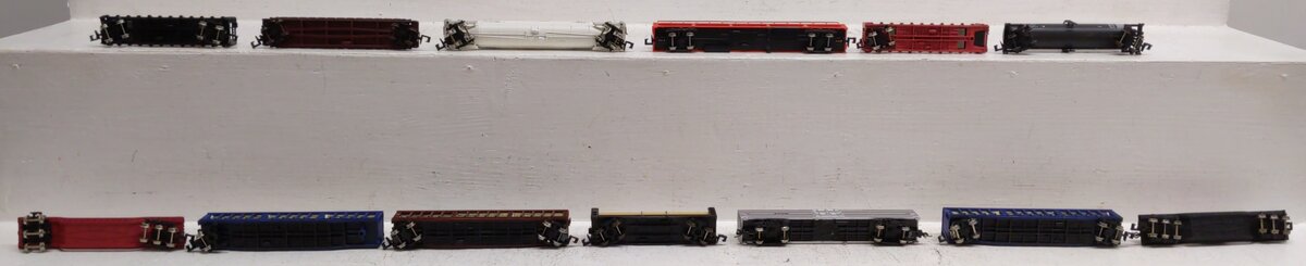 Atlas & Other N Scale Assorted Freight Car [13] EX