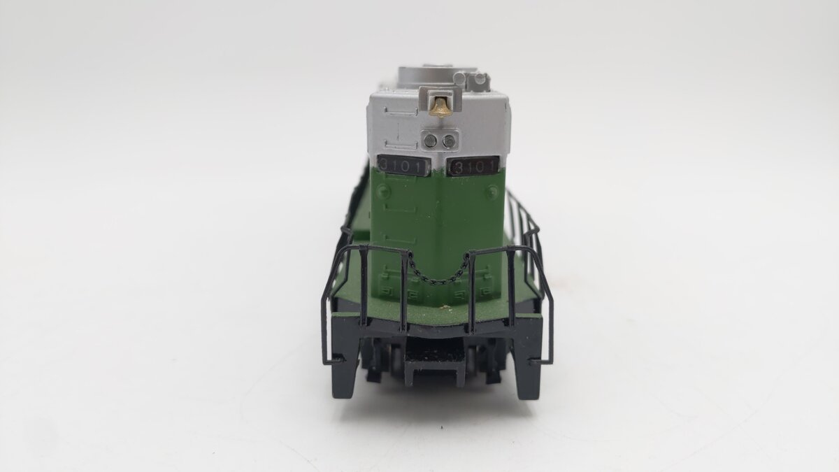 Bachmann 41-0612-03 HO Burlington Northern EMD GP50 Diesel Locomotive #3101 EX