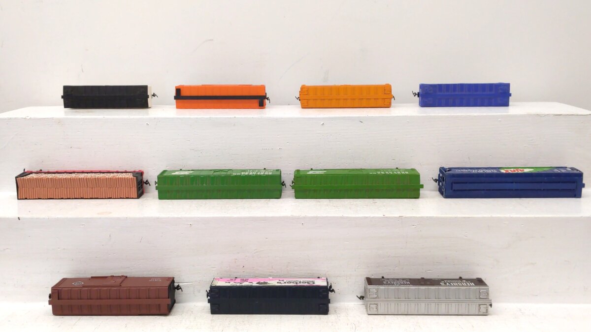 HO Scale Assorted Freight Cars [11] VG