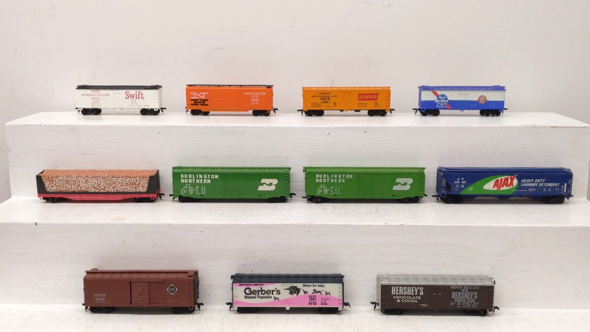HO Scale Assorted Freight Cars [11] VG