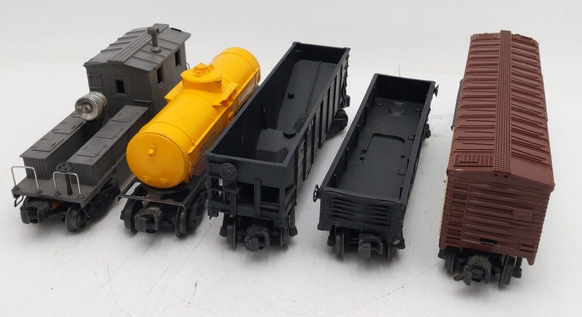 Lionel Vintage O Gauge Freight Cars #6672,6015,347000,25000,2420 [5] VG