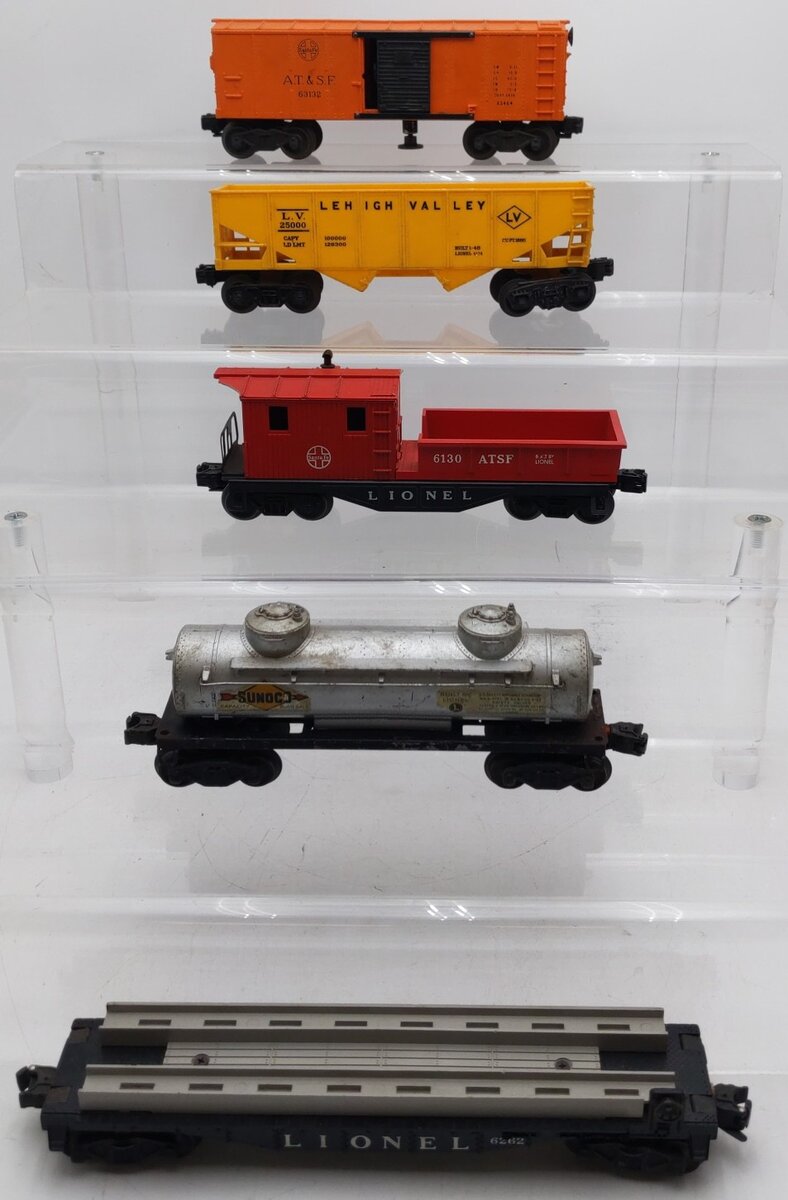 Lionel Vintage O Gauge Freight Cars #63132,25000,6130,6262,2465 [5] VG