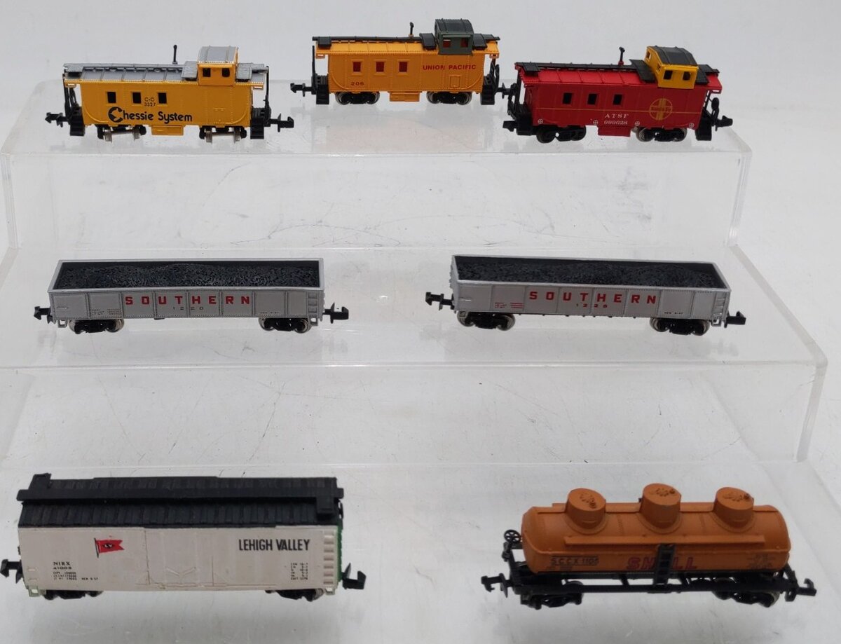 Bachmann & Model Power N Freight Cars: #206, 1105, 999628,41003, 3327, 1628 [7] EX