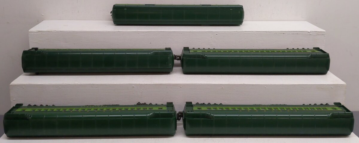 Williams 2404 O Scale Southern Crescent Madison 5 Car Set VG/Box