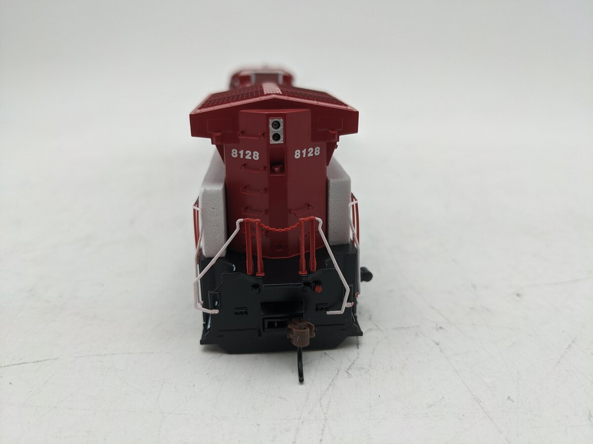 Roundhouse RND97268 HO Scale Canadian Pacific AC4400CW Diesel Engine #8128 EX/Box
