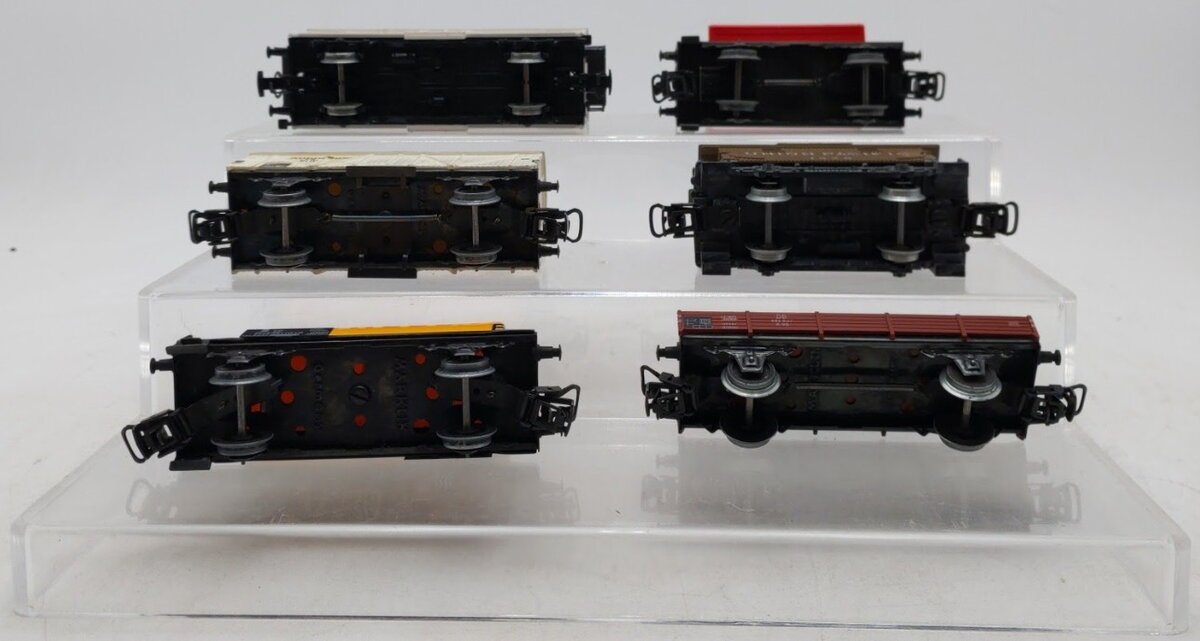 Marklin HO Scale Assorted Freight Cars [6] EX