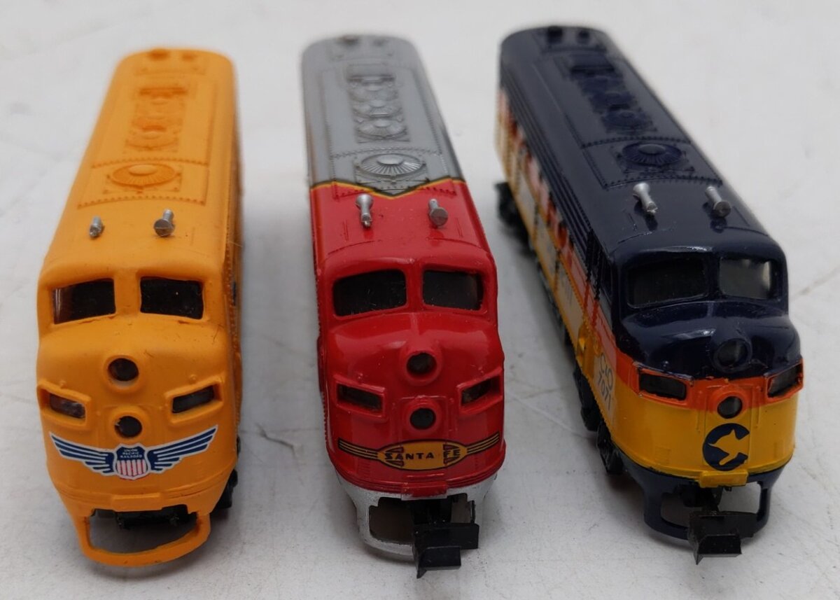 Bachmann N Scale Diesel Locomotives: #215, 514, & 7071 [3] EX