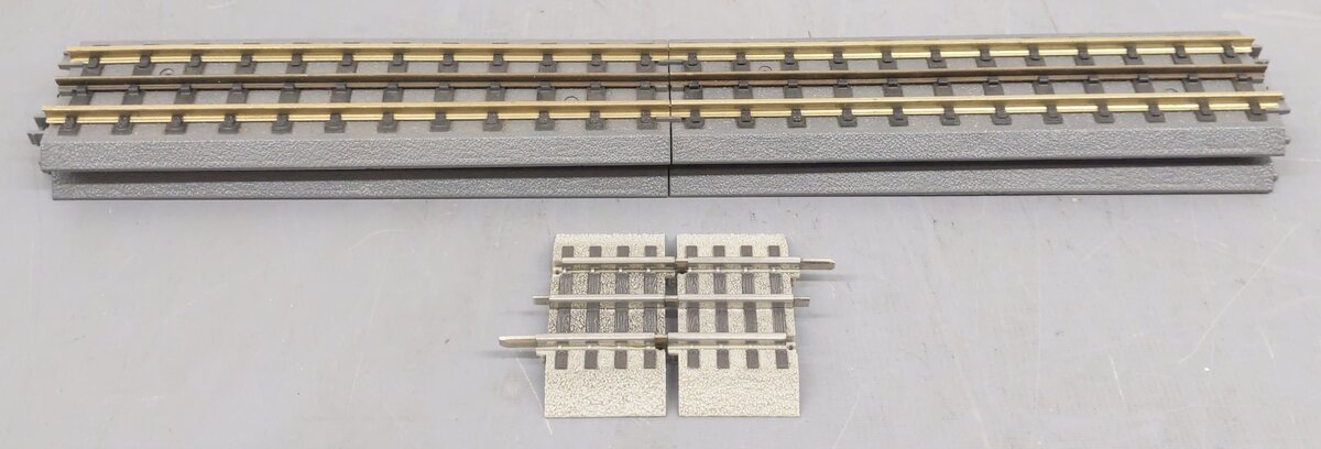 Assorted MTH Lionel Straight Track Sections [6] EX