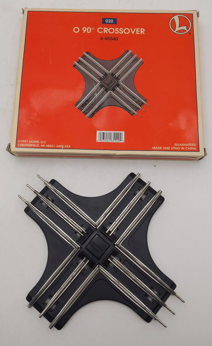 Lionel 6-65540 O Gauge 90 Degree Crossover EX/Box