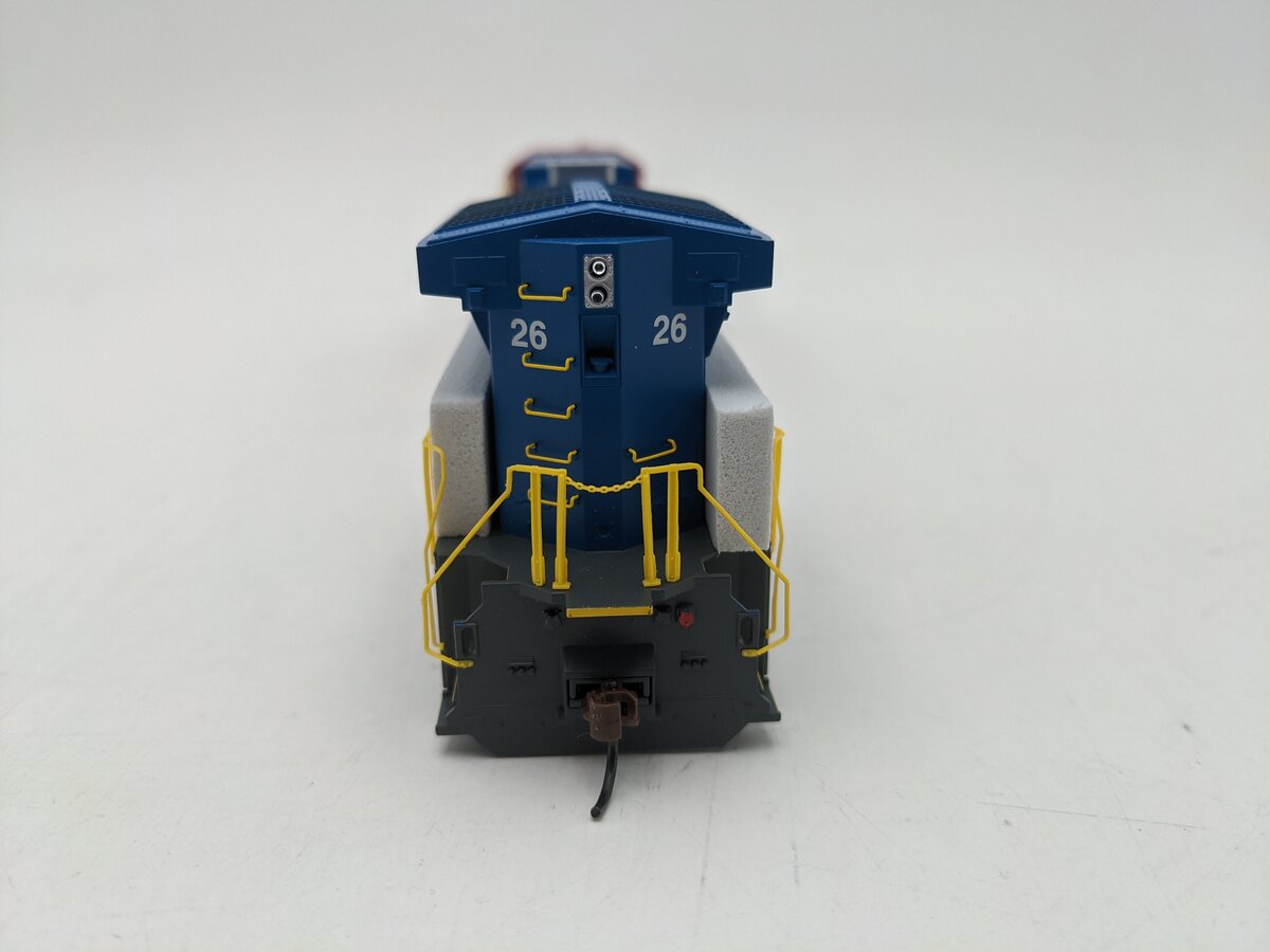 Roundhouse 97260 HO Scale Quebec Cartier Mining AC4400CW Diesel Locomotive #26 EX/Box