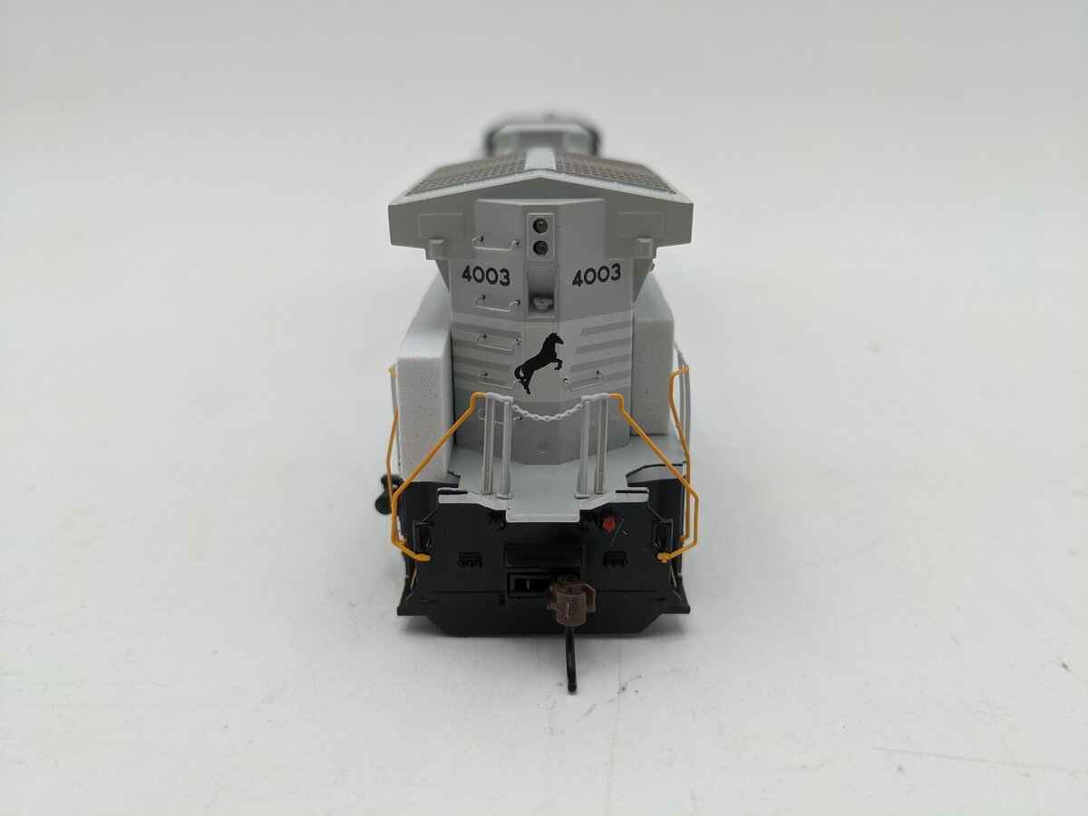 Roundhouse 77704 HO Norfolk Southern AC4400CW Diesel Locomotive #4003
