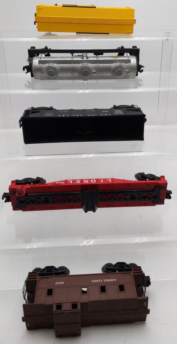 Lionel Vintage O Gauge Freight Cars #3460,25000,6415,6656,6017 [5] VG