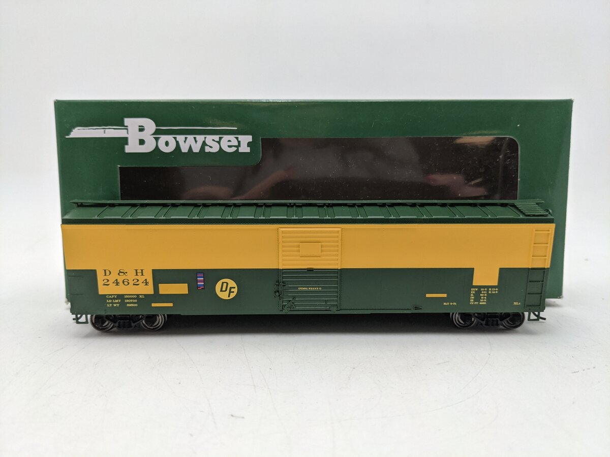 Bowser 41546 HO Delaware and Hudson (ex Reading) 50' Box Car Ready-To-Run #24624