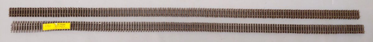 Micro Engineering 12-116 HOn3 Code 55 36" Weathered Flex-Track (Pack of 8) LN