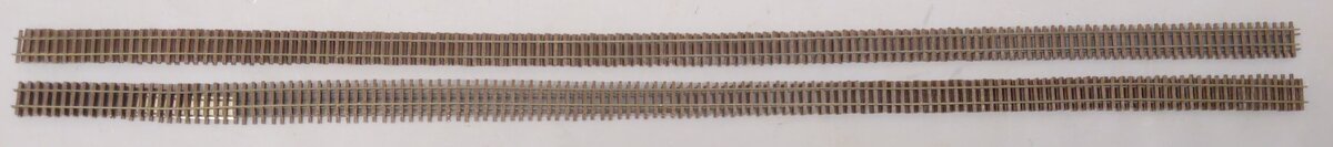 Micro Engineering 12-116 HOn3 Code 55 36" Weathered Flex-Track (Pack of 8) LN