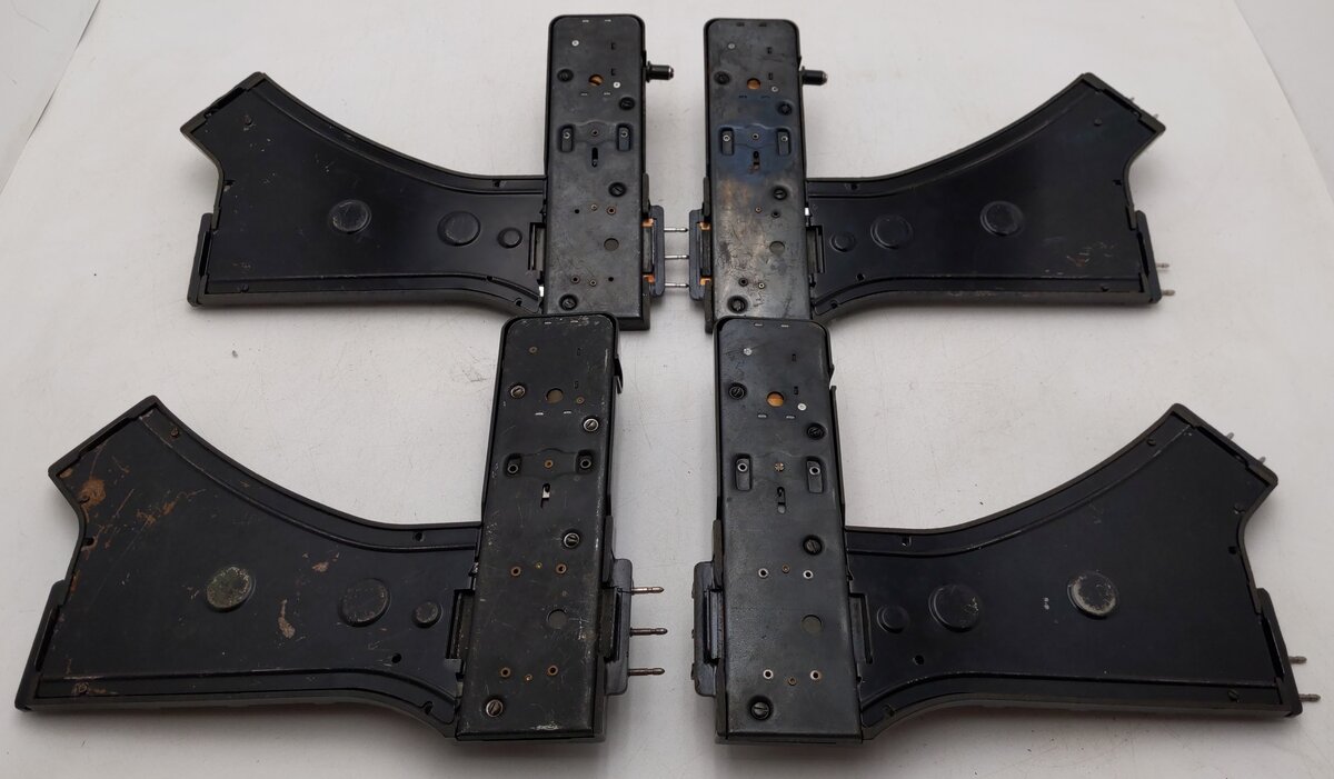Lionel O22 Vintage O Left-Hand & Right-Hand Electric Remote Switches [4] VG