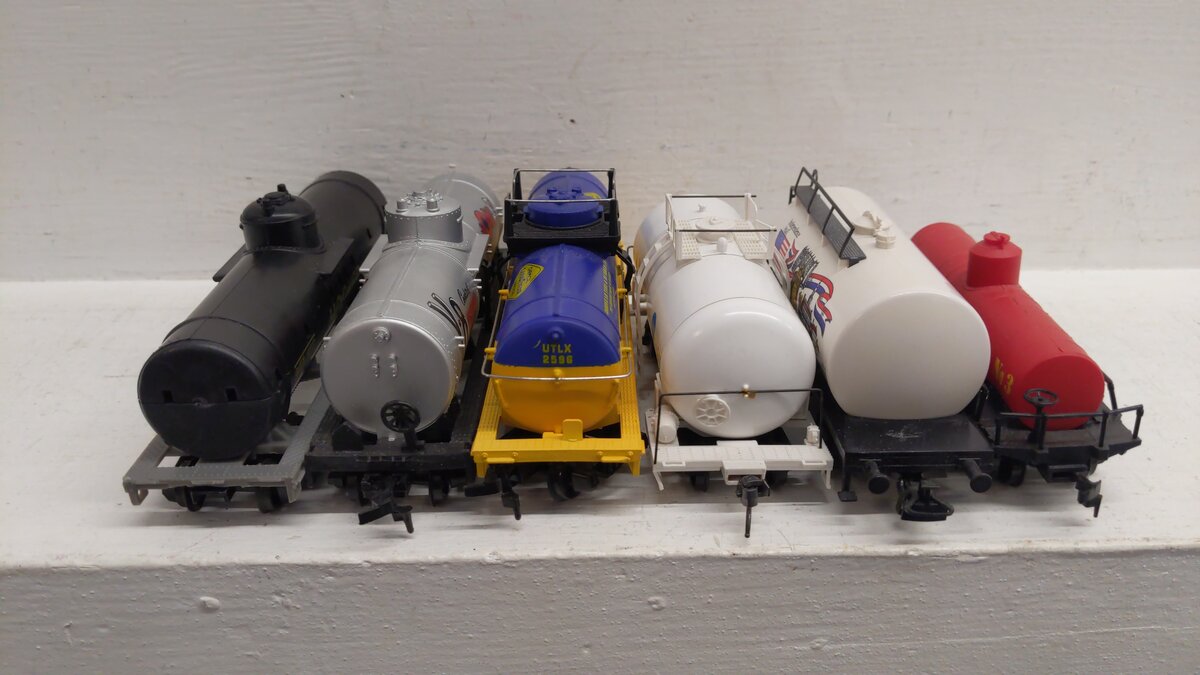 Mehano, Life Like, & Other HO Scale Assorted Tank Cars: 40608, 1777, 3, 2596 [6] EX