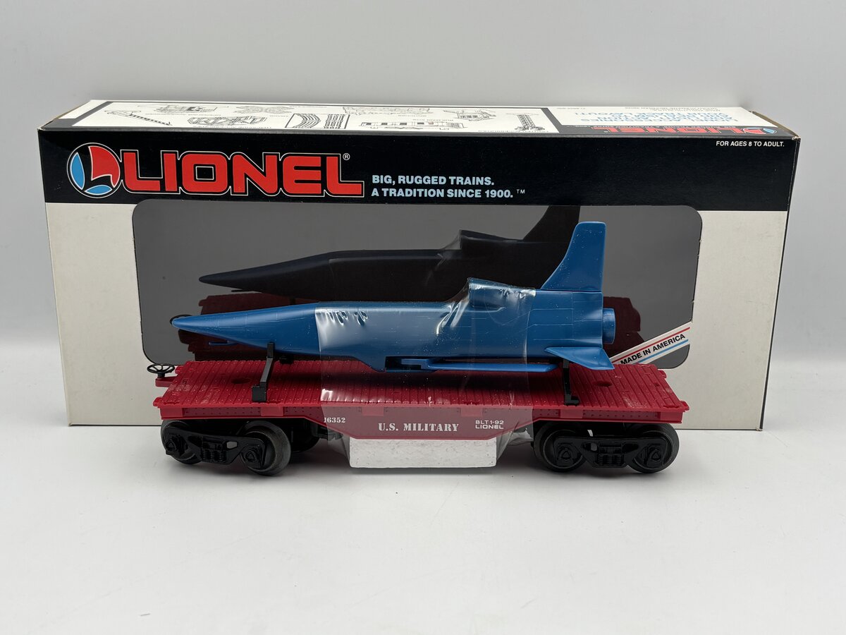 Lionel 6-16352 O Gauge US Military Flatcar w/ Cruise Missile #16352 NIB