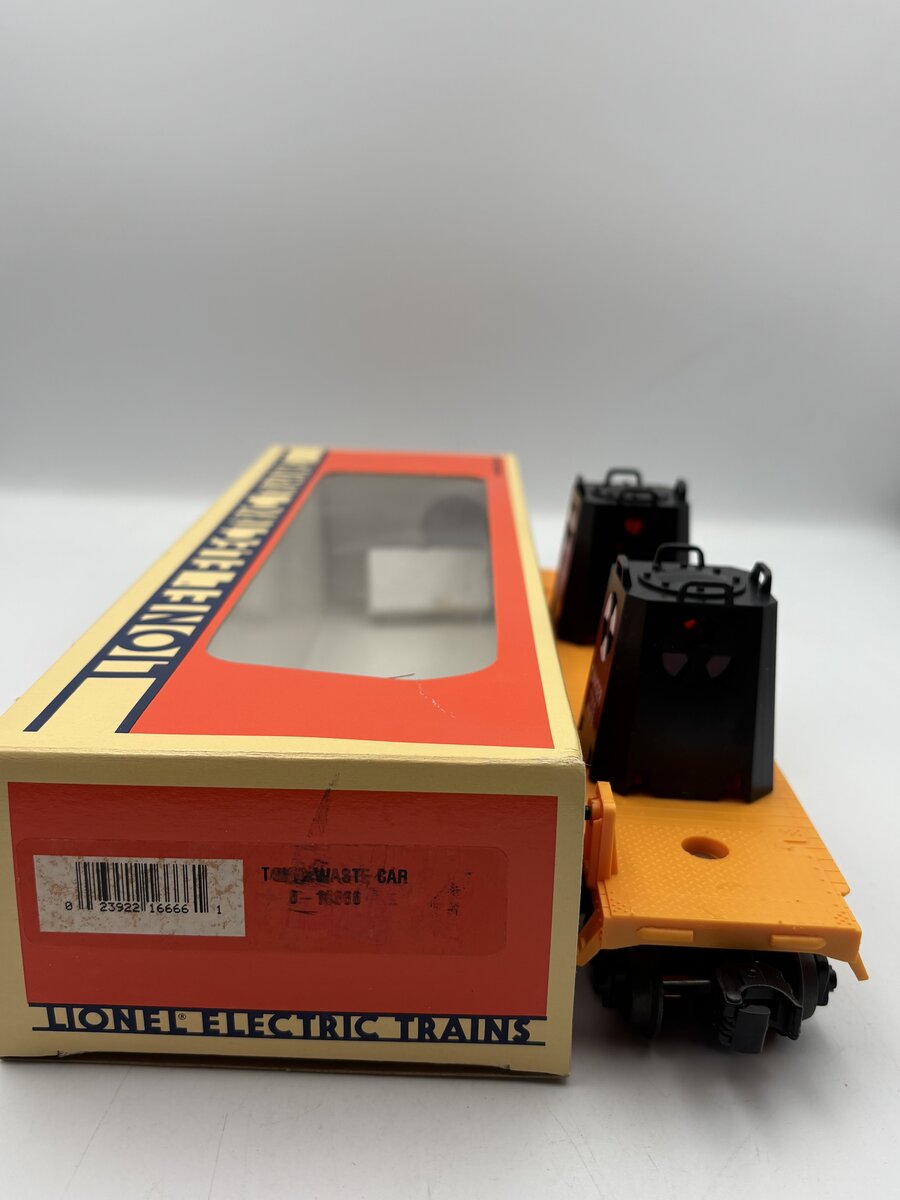 Lionel 6-16666 O Gauge Lionel Toxic Waste Car EX/Box