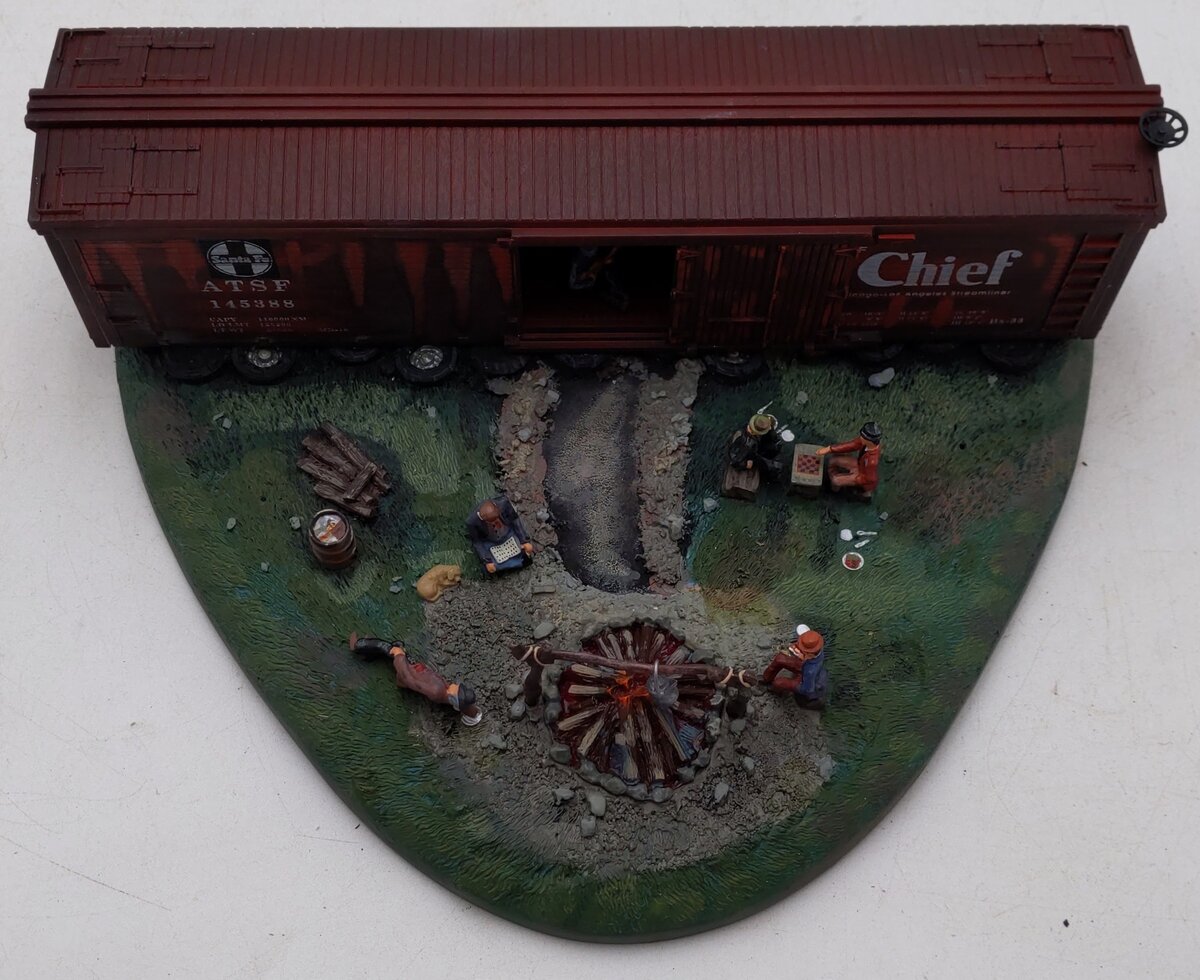 Lionel 6-14080 O Gauge Operating Hobo Hotel EX/Box