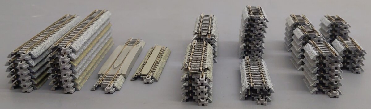 Kato N Scale Assorted Unitrack track Sections [64] VG
