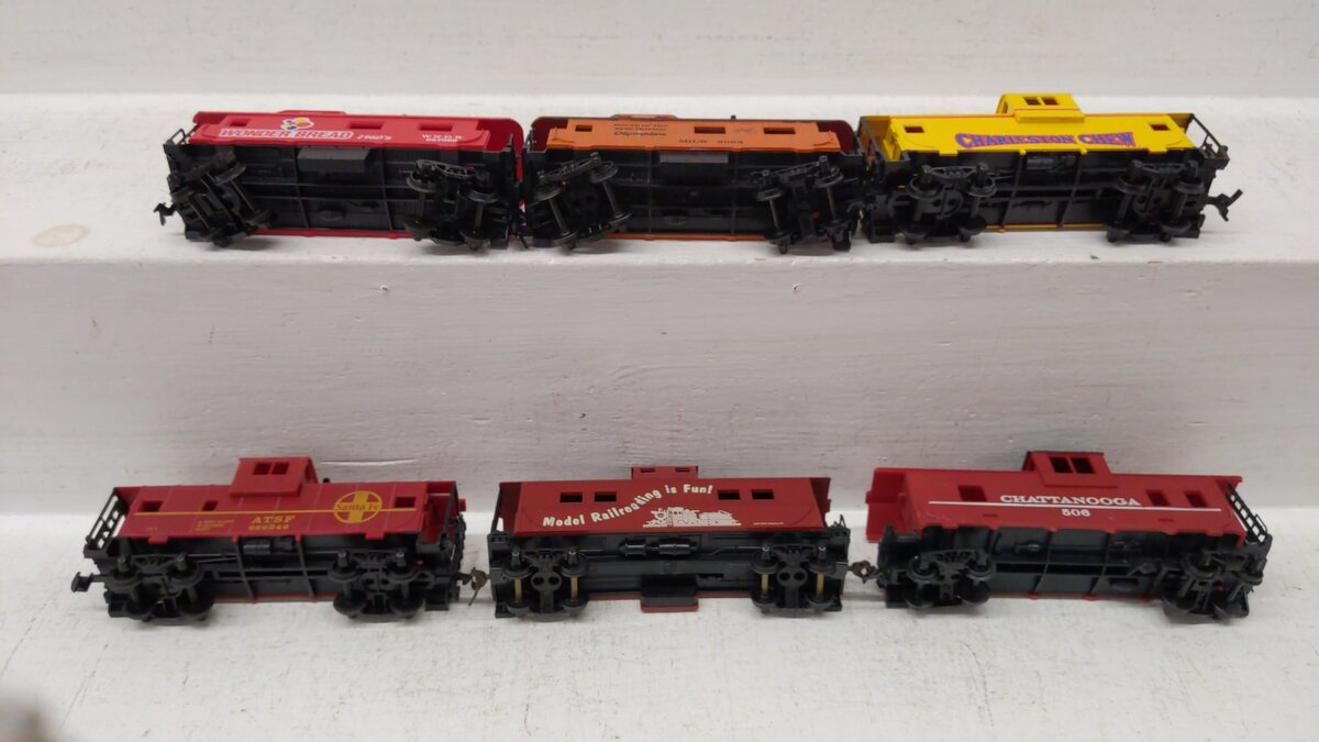 Tyco, Mantua, & Other HO Scale Assorted Cabooses: 506, 6008, 999246, 057090 [6] VG