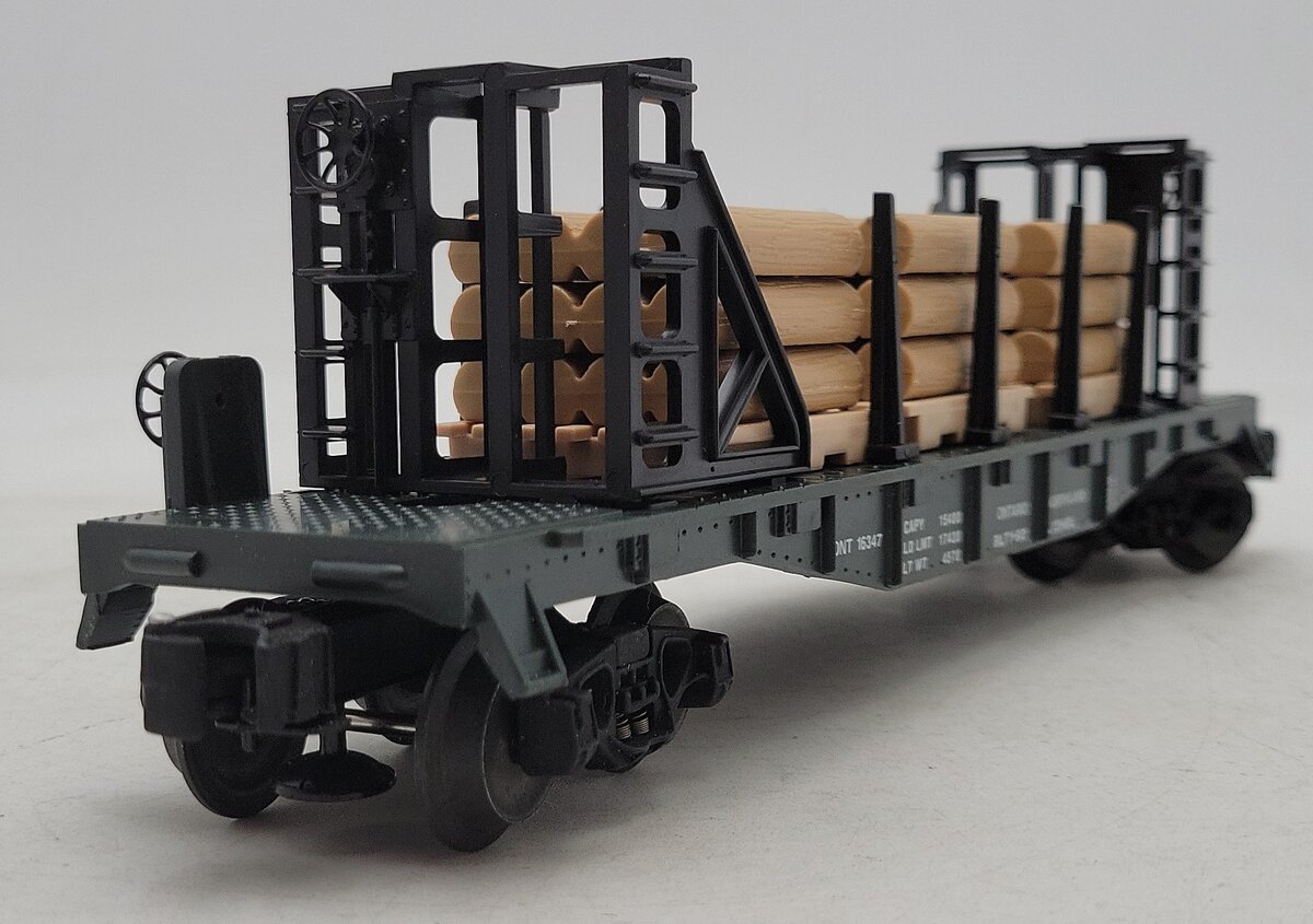 Lionel 6-16347 O Gauge Ontario Northland Bulkhead Flat w/Wood Load LN/Box