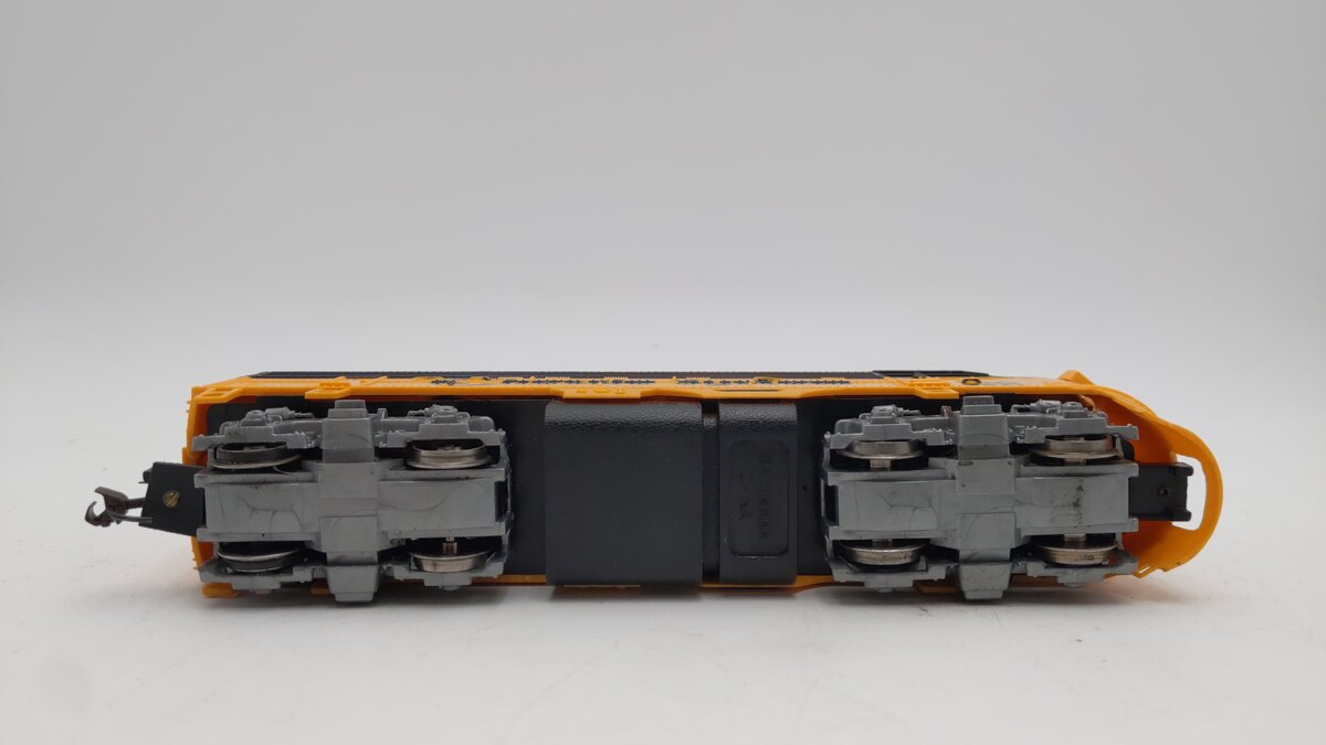 Bachmann 7071 Chessie System Diesel Loco. VG