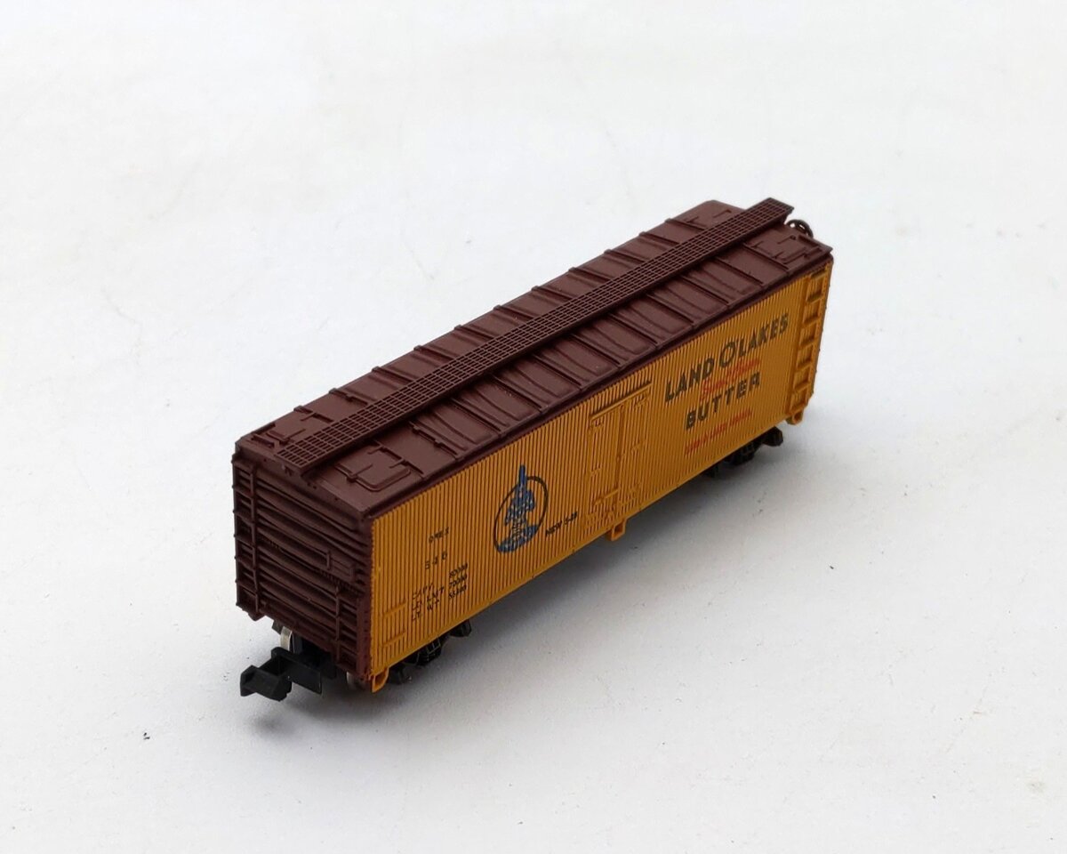 Con-Cor 1351-k Land O' Lakes 40' Wood Reefer Box Car EX
