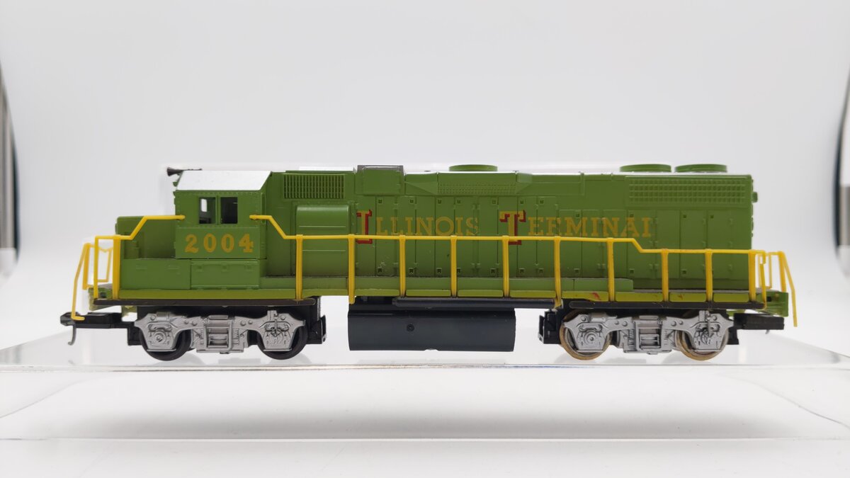 Life Like HO Scale Illinois Terminal Diesel Locomotive #2004 VG