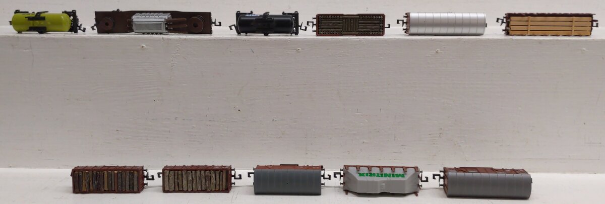 Atlas & Other N Scale Assorted Freight Cars [12] EX/Box