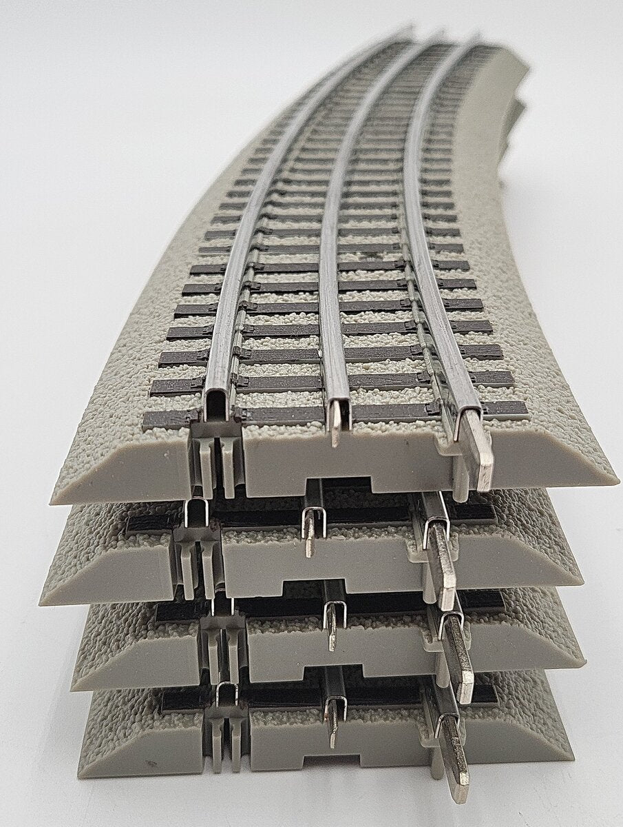Lionel O Gauge FasTrack Assortment: #12039, 12036, 12019, 12015, 12041 [23] EX