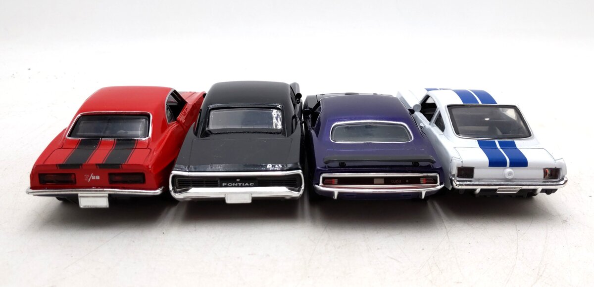 New-Ray 1:32 Assorted Die-Cast Cars [4] EX