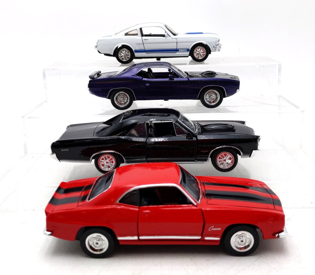 New-Ray 1:32 Assorted Die-Cast Cars [4] EX
