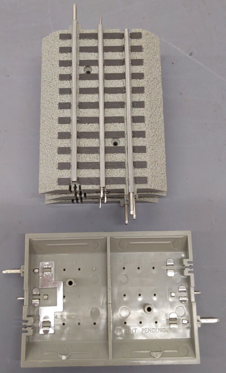 Lionel O Gauge FasTrack Assortment:#120..42, 15, 43, 24, 25, 14, 26, 73, 74 [44] EX