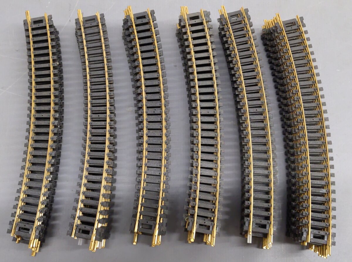 Atlas 0535 HO Code 83 Nickel Silver Rail 22" Radius Curved Track (59) VG