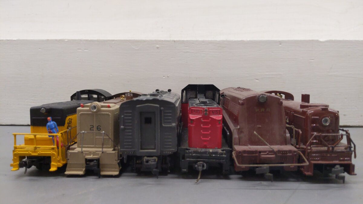 Mehano, AHM, & Other HO Scale Assorted CUSTOM Diesel Locomotives [6] VG