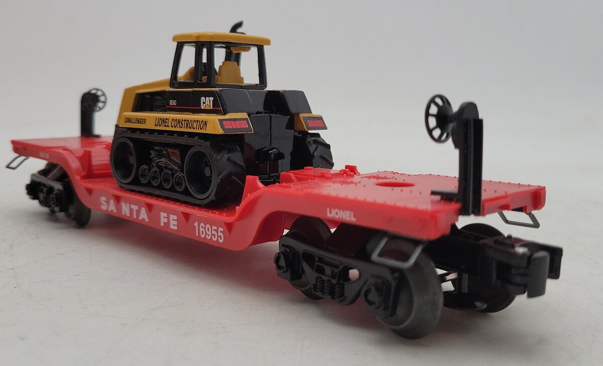 Lionel 6-16955 O Gauge Santa Fe Flatcar with Ertl Challenger EX/Box